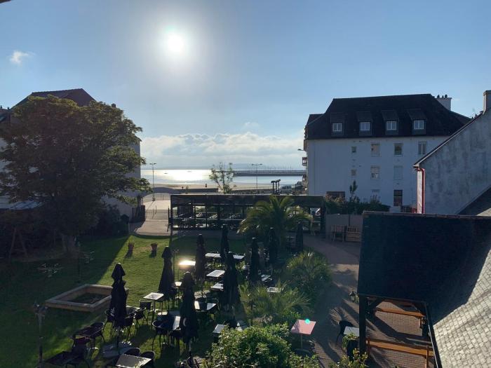 Blanche, T2 proche plage de Morgat