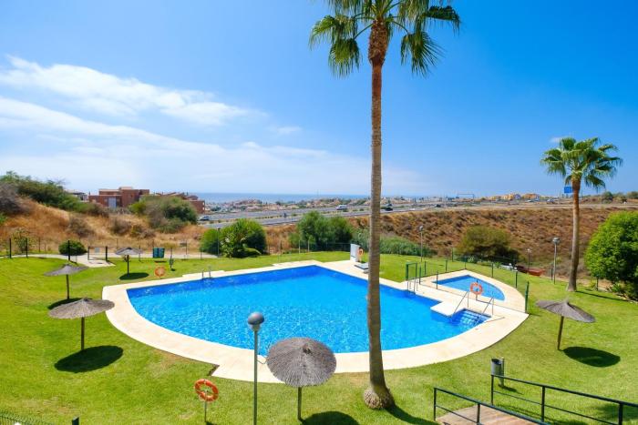 Hollywood Hills - Seaview Apartment