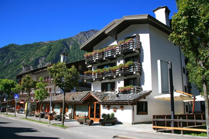Hotel Les Jumeaux Courmayeur