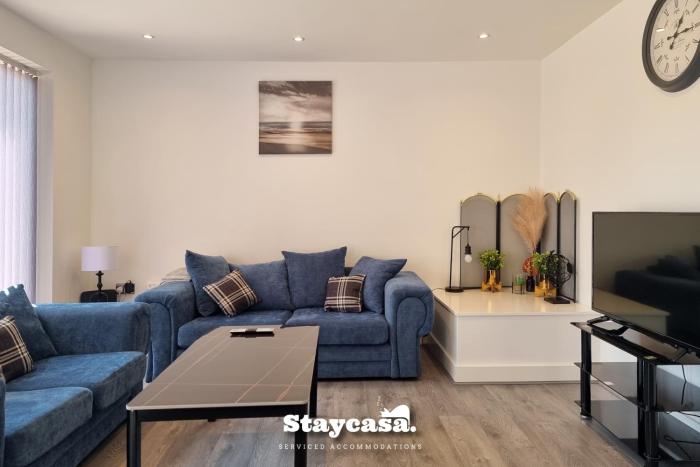 Harmony Living Modern New Build with Parking