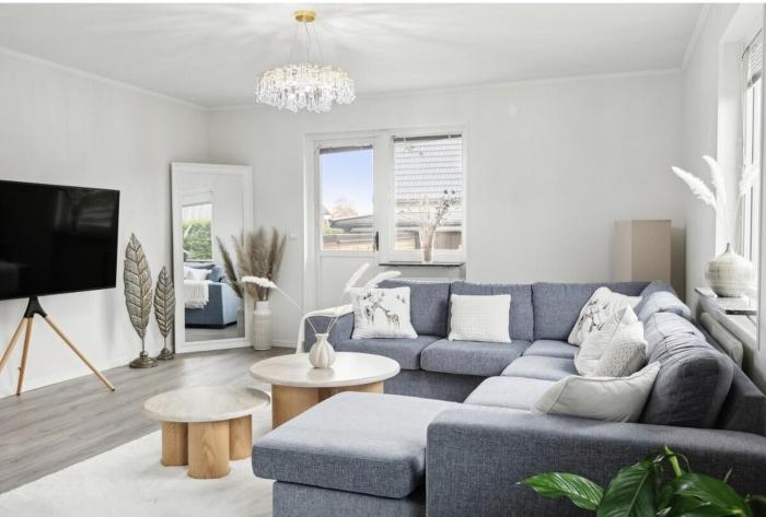 Entire Luruxy 3 Floor Villa