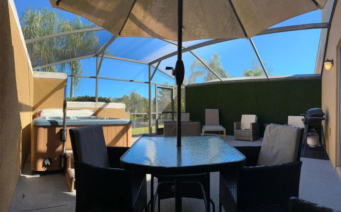 2BR Townhouse Near Disney