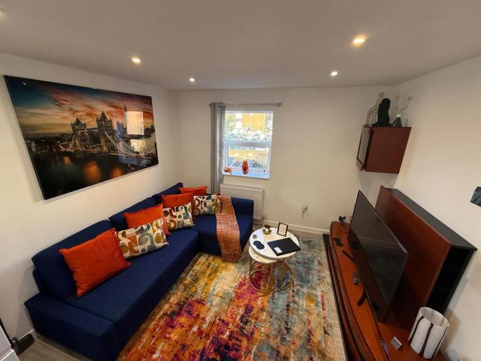 4 Rental Apartments -Local -Contractors- London