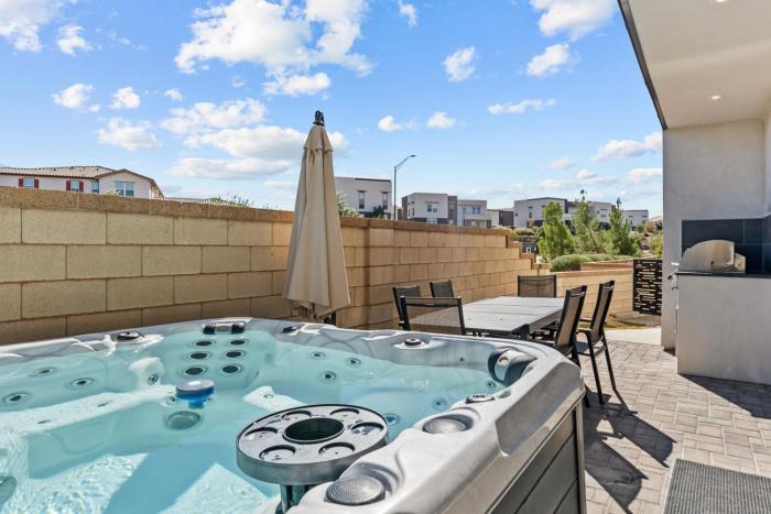 The Lighthouse at Desert Color (by Ember Stays)