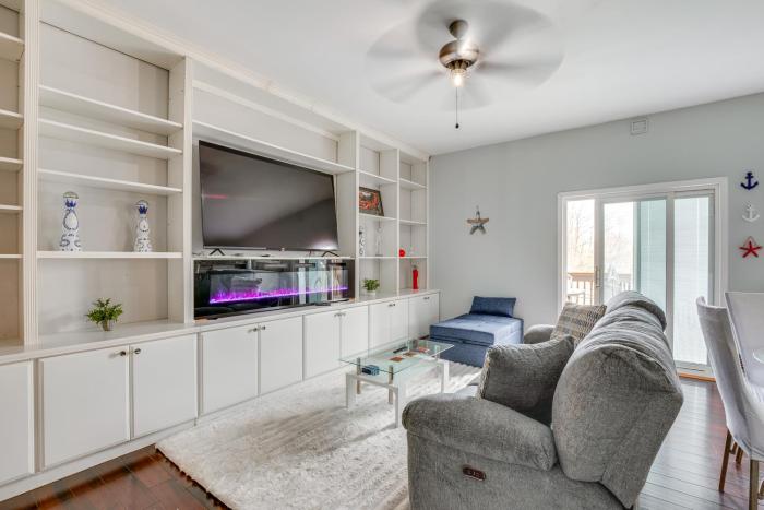 5 Mi to Rutgers University New Jersey Guest Suite