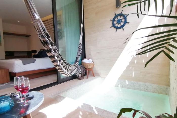 King bed cool Pool Hammock Gym WiFi Hyde Tulum