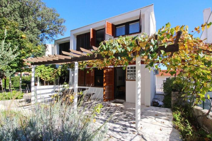 Apartments by the sea Baska, Krk - 24187