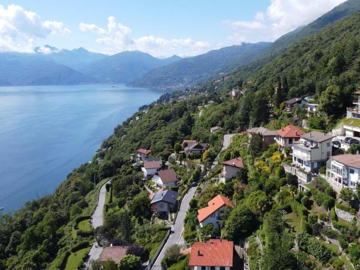 Villa in Ghiffa with Lake Maggiore Views