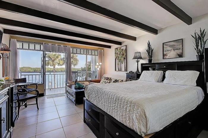 Little Harbor Resort #207 Tampa Bay FL, Paradise