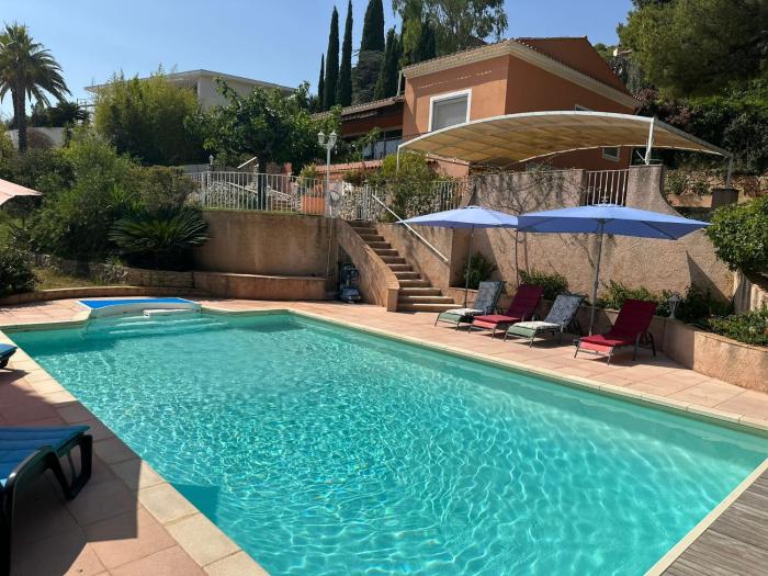 Villa Les Lauriers 5 étoiles - Maison Provençale