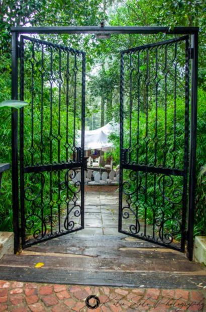 La Moor Country Venue & Eatery