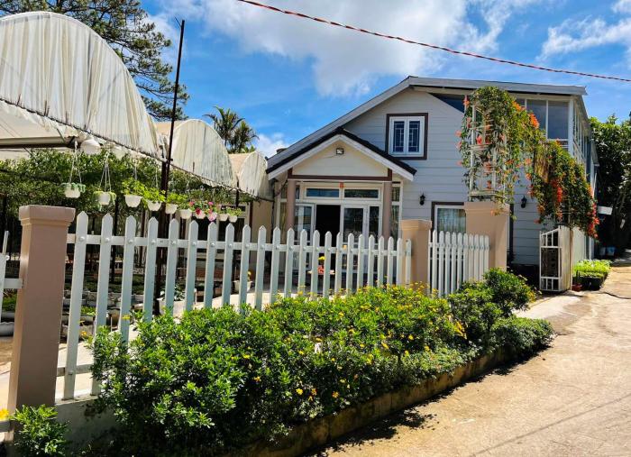 Vườn Nhà Đan Homestay