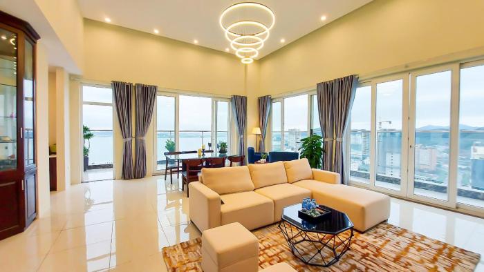 Chuỗi căn hộ Penthouse 4 phòng ngủ tầng 27 - 200m2 - view toàn cảnh vịnh Hạ Long và thành phố - Trung tâm Hạ Long