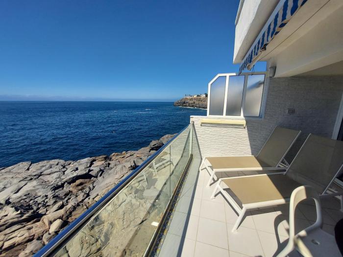 Slow boat experience