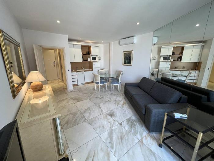 540 Cannes La Croisette - Joli studio au calme coté jardin