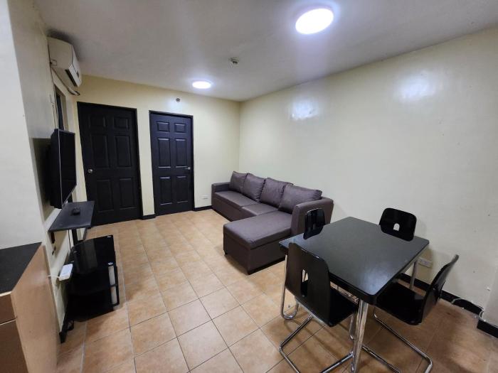 2BR Condo near BGC