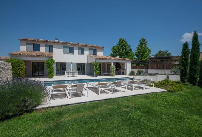 Villa Beaumont 84MONT