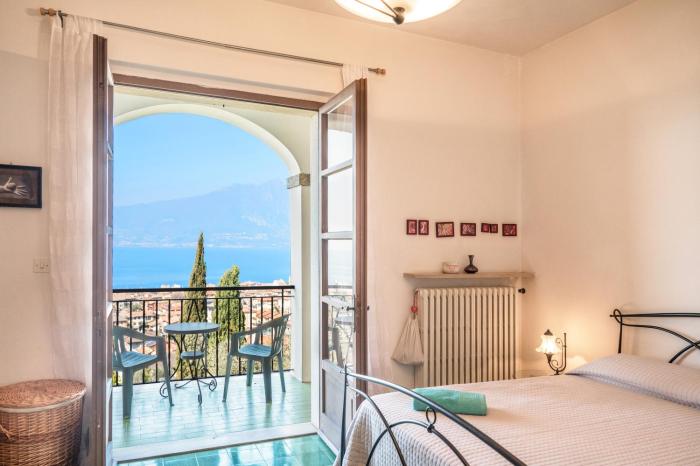 Villa Maria Lake View,7 minuti a piedi dal centro, parcheggio privato