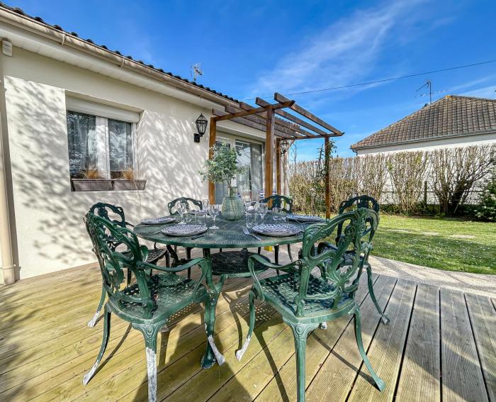 Maison avec grand jardin arboré