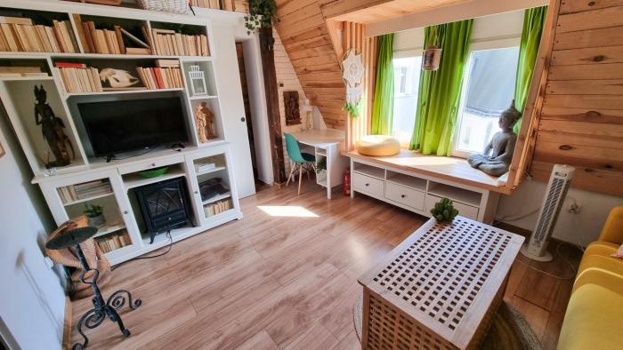 APARTAMENT GOŚCINNY "DOMEK NA DRZEWIE"