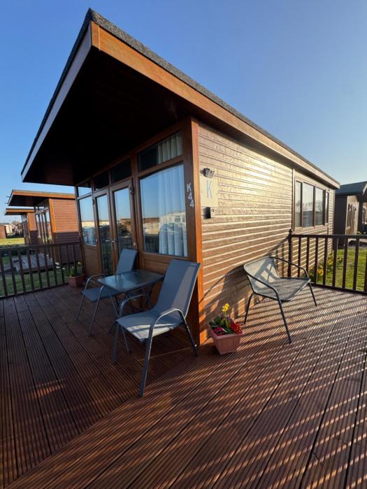 K44 Mablethorpe Chalet Park- Dog Friendly