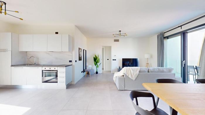 Baia Medea Splendido e Nuovissimo Attico al 5to Piano