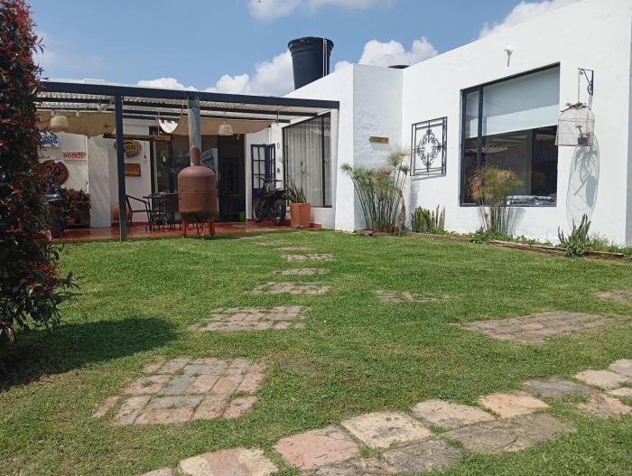 Casa mirador al cerro del águila