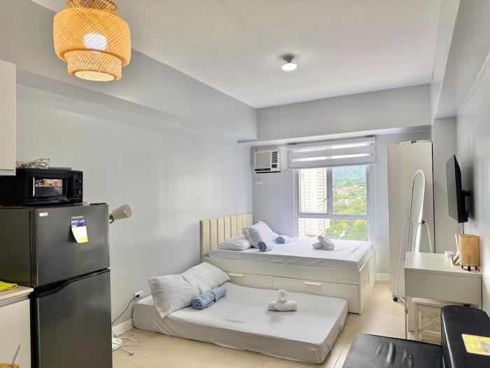 COZY by Hayahay Rentals