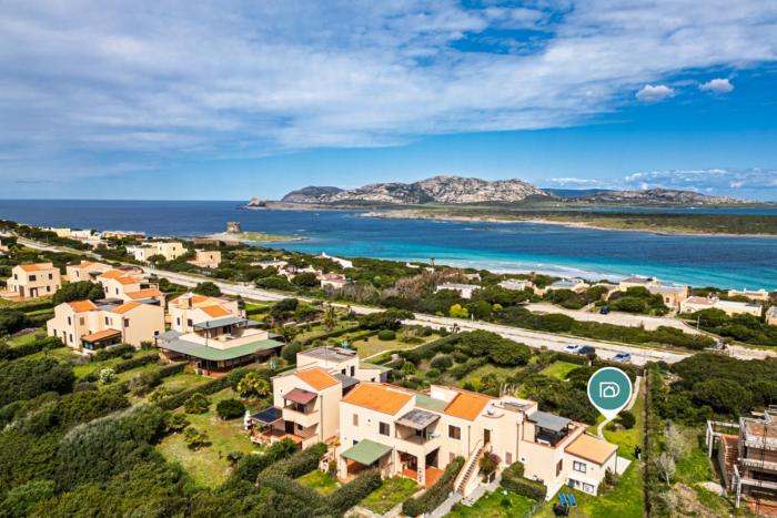 Villa Esclusiva con 600Mq di Giardino sulla Spiaggia della Pelosa