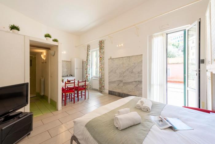 Apartment Vernazzola In Genova - Happy Rentals