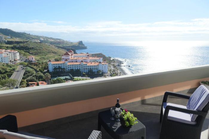 Aylevarroo Penthouse