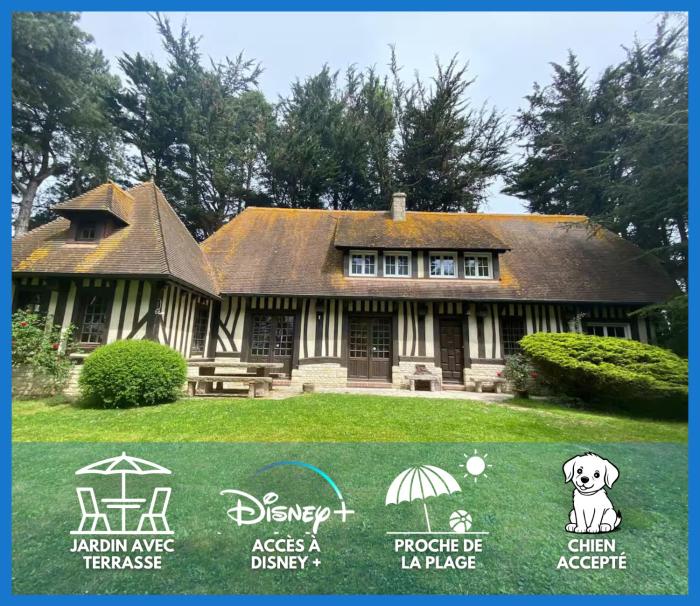 Chant des mouettes Maison rénovée spacieuse tout confort grand jardin belle terrasse aménagée parking 8 personnes 4 sdb 5 wc à 10 mn à pied de la mer Port en Bessin tous commerces restaurants proche Omaha Beach