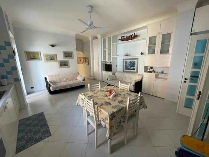 Karol Apartment in Minori center