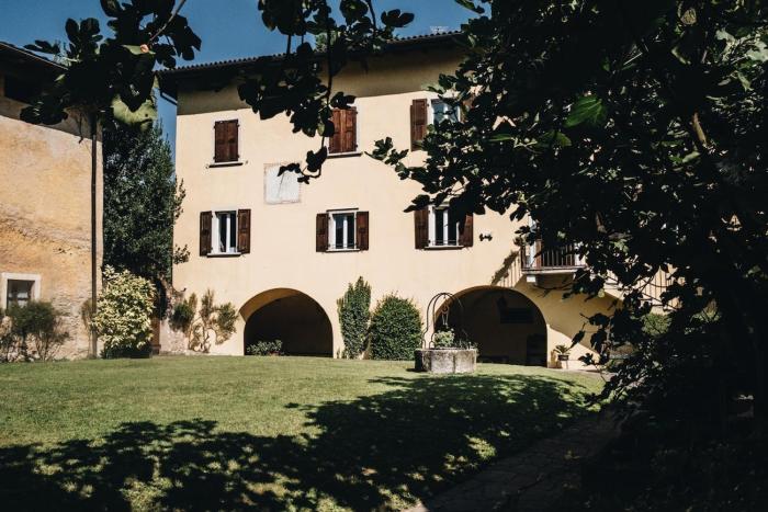 Villa del 600 con giardino e piscina