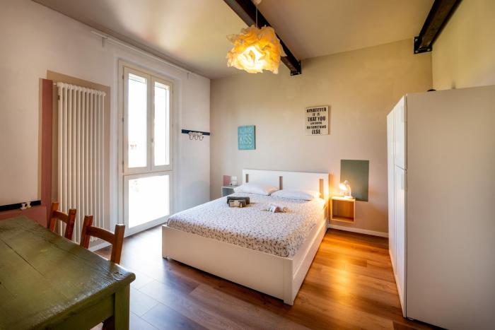 Gaia House-beach-center-free parking!