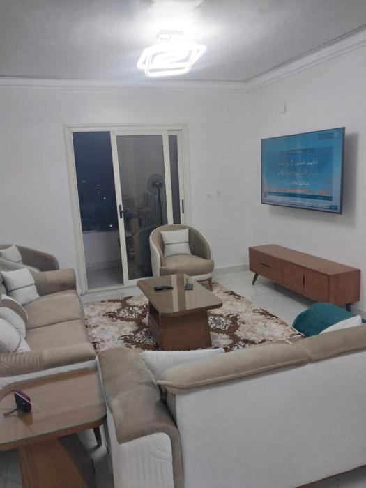 Gardenia City 3BR Furnished Apartment - Near Cairo International Airport شقه 3 غرف مفروشة بالكامل - جاردينيا سيتي - بالقرب من مطار القاهرة