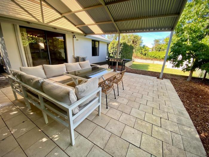 Hedge Hideaway Margaret River