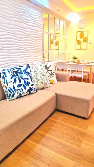 Veronica Greys Staycation 1BR