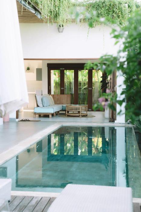 Three Palms Surf & Stay Medewi