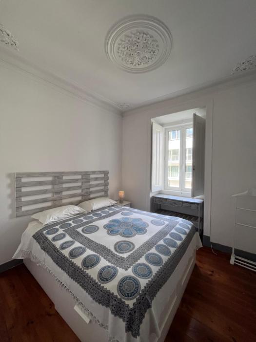 2 BEDROOOM Flat in the Heart of Graça Lisbon