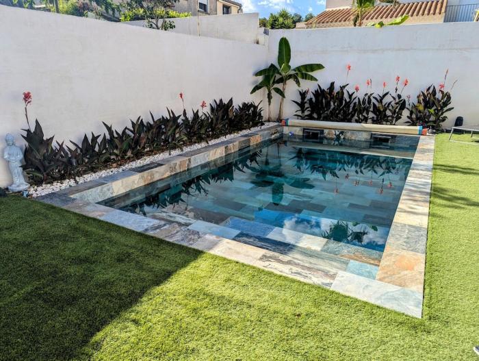 Maison de vacances avec piscine, calme et confort