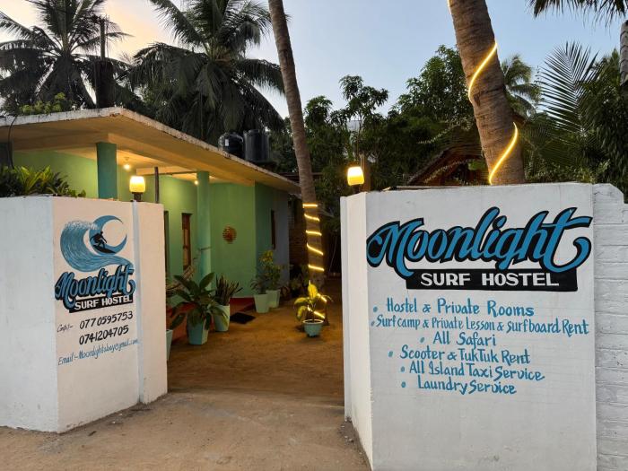 Moonlight surf hostel