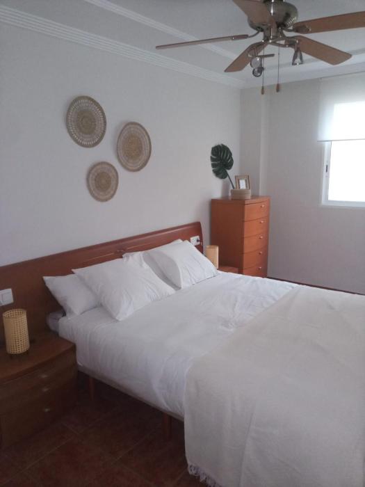 Apartamento Salamandra 100m2 con terraza y piscina