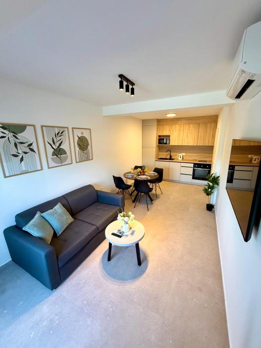 Cloud9 Apartments & Rooms