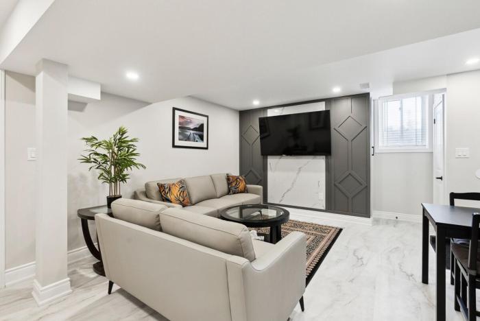 Baker Hill Executive Suite 2 Br Basement Apartment with Full Kitchen and Bath