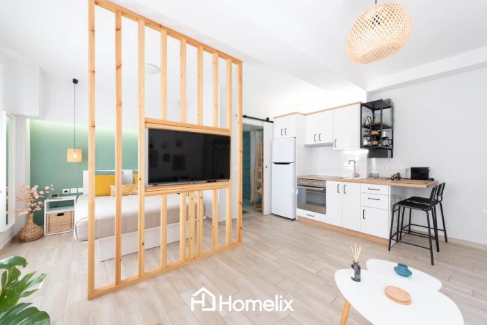 roomaki -tasteful studio in the center w parking