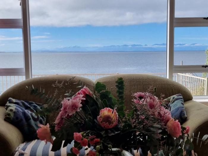 Bargain for 8 persons