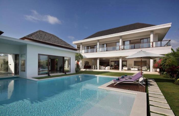 White Canny 5 BR Pool Vila Canggu CYN