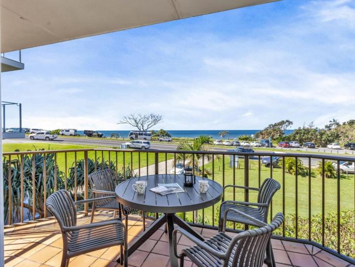 Cabarita Beachfront with Headland Views - Apt 15