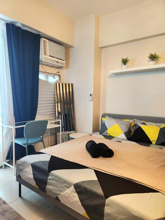 Francine Deluxe Studio